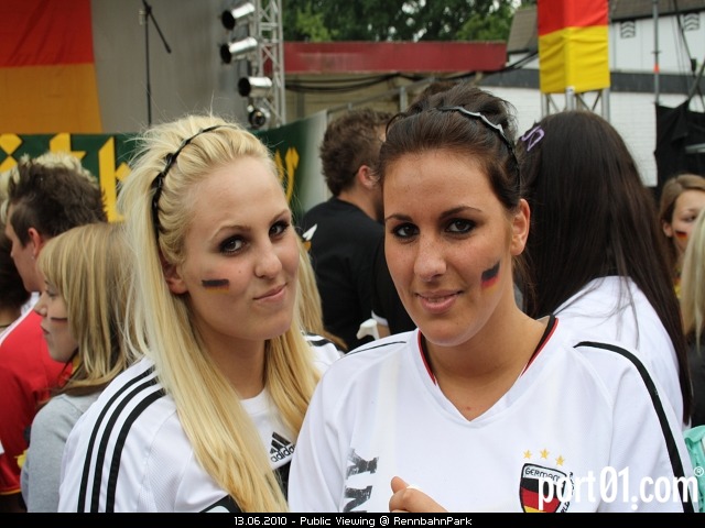 FIFA World Cup 2010 Public-Viewing in Neuss @ RennbahnPark Part. 2