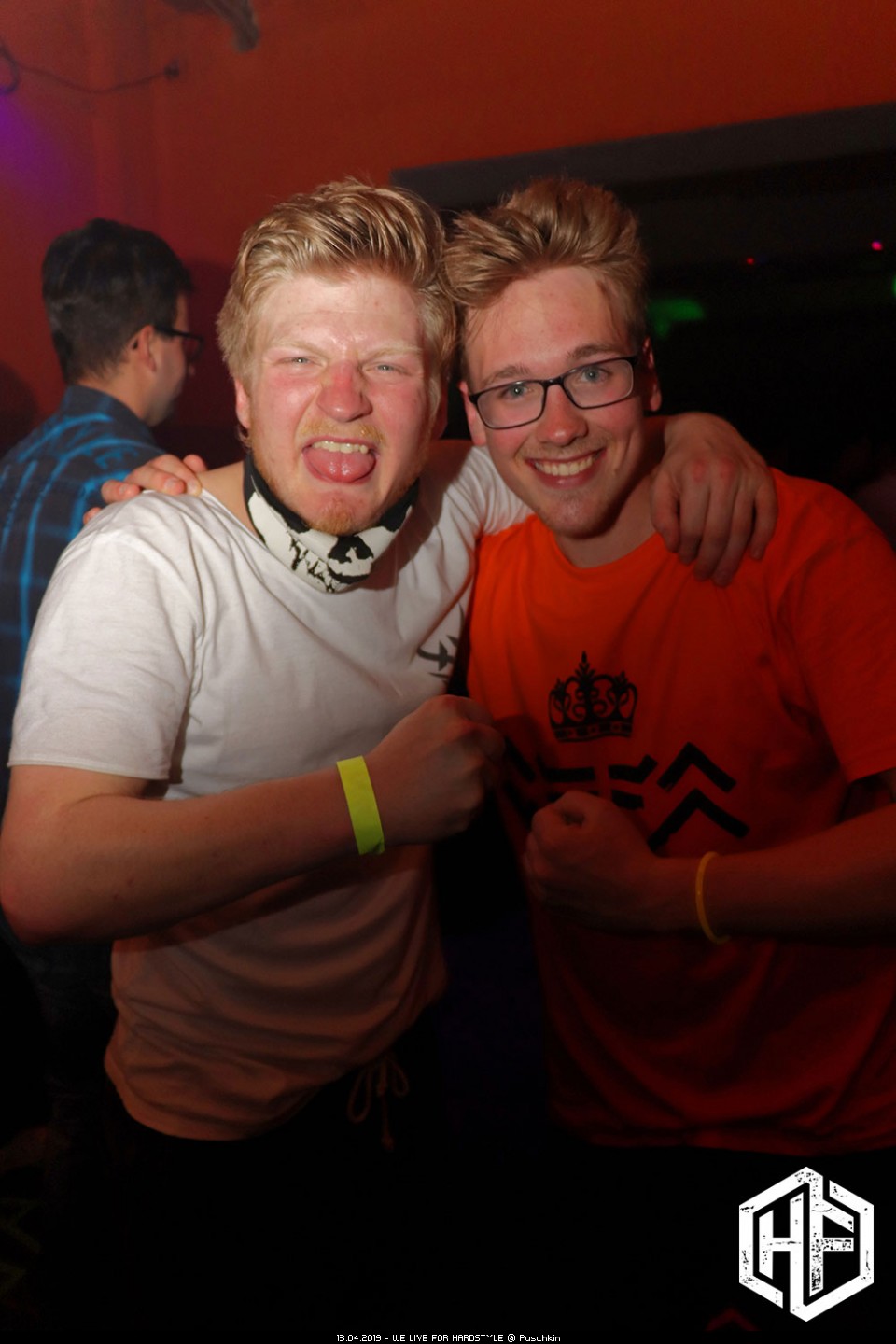 WE LIVE FOR HARDSTYLE @ Puschkin