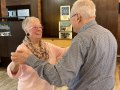 Tanzcafe für Senior:innen mit Demenz
